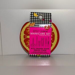 Betsey Johnson 7pc Manicure Set